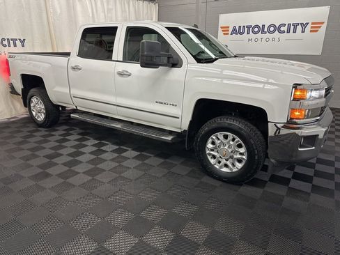 Used 2015 Chevrolet Silverado 2500 LTZ AWD/4WD image 3