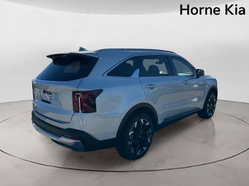 New 2026 Kia Sorento EX w/ EX Premium Package FWD image 4