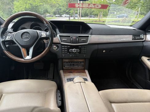 Used 2012 Mercedes-Benz E 350 Sedan w/ Lane Tracking Pkg image 21
