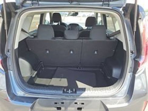 Used 2025 Kia Soul LX w/ LX Technology Package FWD image 5