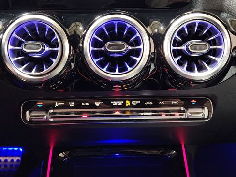 Used 2023 Mercedes-Benz GLA 250 image 36