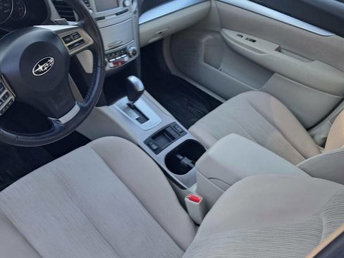 Used 2014 Subaru Legacy 2.5i Premium AWD/4WD image 5
