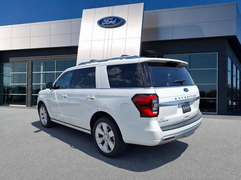 Certified 2023 Ford Expedition Platinum AWD/4WD image 3