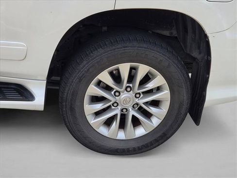 Used 2016 Lexus GX 460 w/ Premium Package AWD/4WD image 25