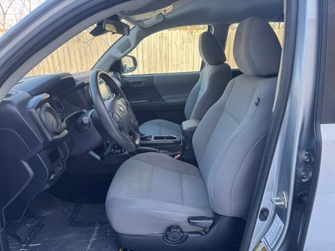 Used 2019 Toyota Tacoma SR5 image 20