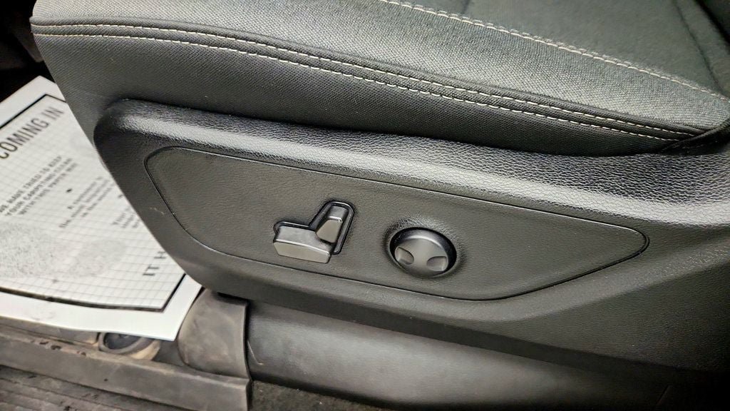 Used 2022 RAM 1500 Big Horn AWD/4WD image 11