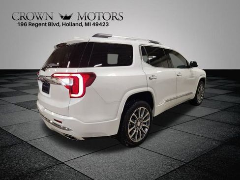 Certified 2023 GMC Acadia Denali w/ Denali Ultimate Package image 3