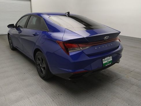 Used 2023 Hyundai Elantra SEL FWD image 5