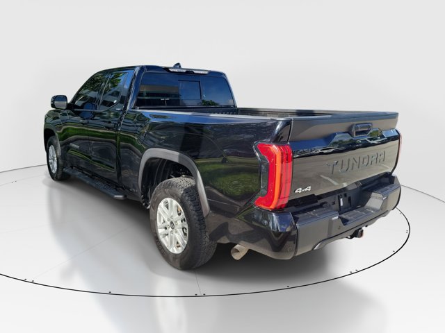 Used 2022 Toyota Tundra SR5 w/ SR5 Convenience Package AWD/4WD image 5