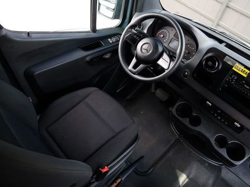 Used 2019 Mercedes-Benz Sprinter 144 image 22