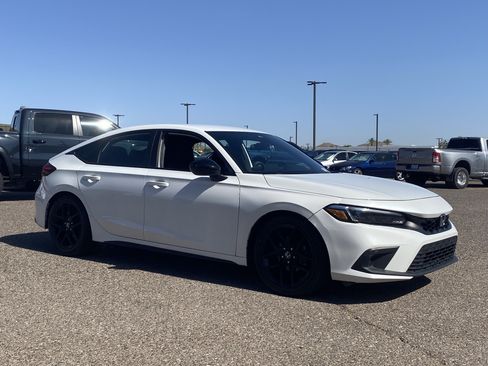 Used 2024 Honda Civic Sport image 7