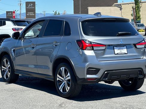 Used 2025 Mitsubishi Outlander Sport SE AWD/4WD image 6