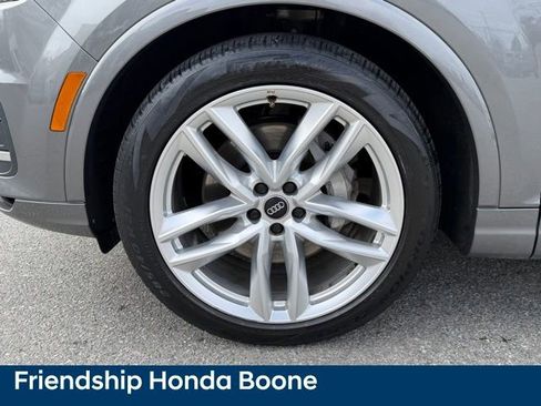 Used 2017 Audi Q7 3.0T Prestige AWD/4WD image 10