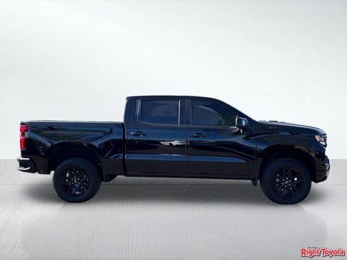 Used 2026 Chevrolet Silverado 1500 LT Trail Boss w/ LT Trail Boss Premium Package AWD/4WD image 7