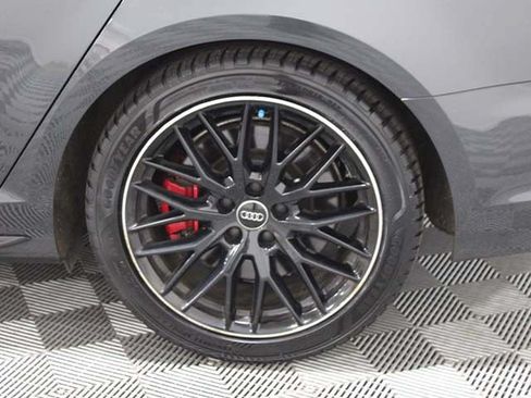 Used 2018 Audi A4 2.0T Premium Plus w/ Premium Plus Package AWD/4WD image 18