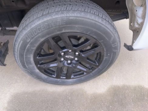 Used 2023 Chevrolet Silverado 1500 RST w/ LPO, Dark Essentials Package image 11