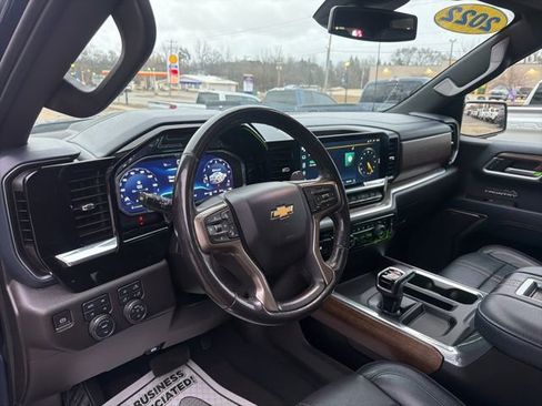Certified 2022 Chevrolet Silverado 1500 High Country image 30