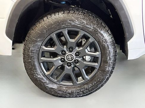 Used 2024 Toyota Tundra Limited w/ TRD Off-Road Package AWD/4WD image 31