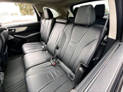 Used 2025 Acura MDX w/Technology Package image 27
