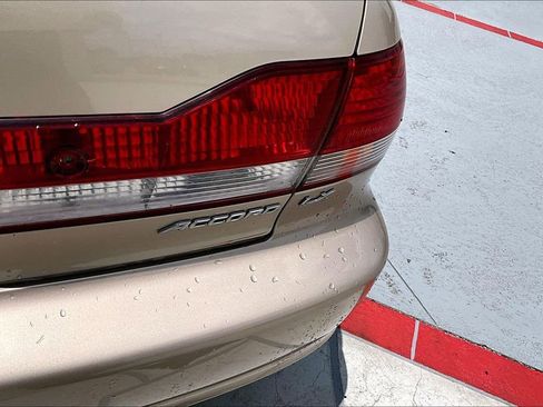 Used 2002 Honda Accord LX image 21