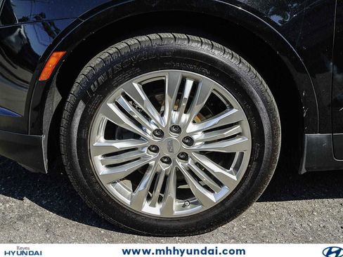 Used 2019 Cadillac XT5 Premium Luxury FWD image 9