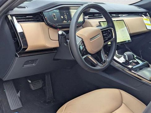 New 2026 Land Rover Range Rover Sport SE AWD/4WD image 3