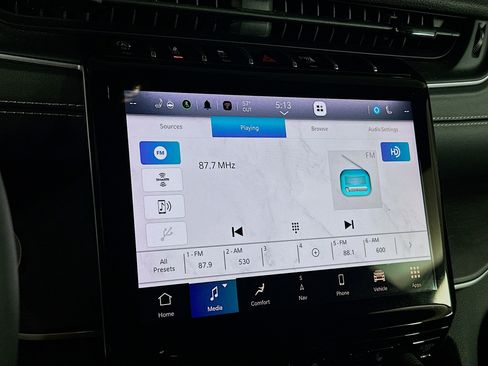 Used 2023 Jeep Grand Cherokee Limited w/ Trailer Tow Prep Group (B) image 21