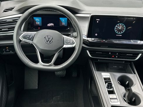 New 2026 Volkswagen Atlas Cross Sport SE AWD/4WD image 12