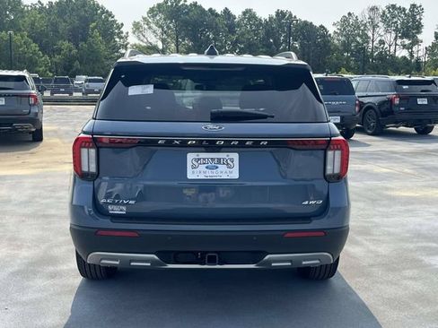 New 2026 Ford Explorer Active w/ Active Comfort Package AWD/4WD image 3