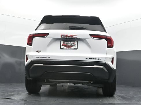 Used 2026 GMC Terrain Elevation FWD image 39