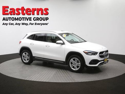 Used 2022 Mercedes-Benz GLA 250 4MATIC w/ Premium Package Lite image 47