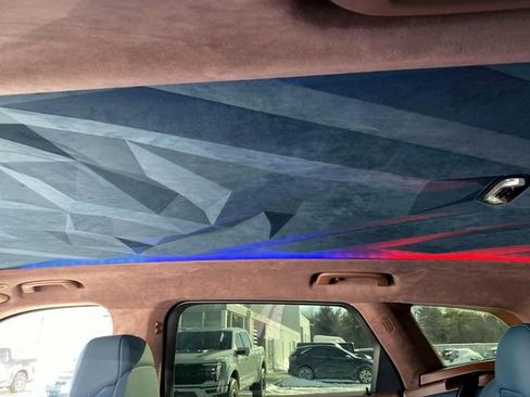 Used 2023 BMW XM image 11