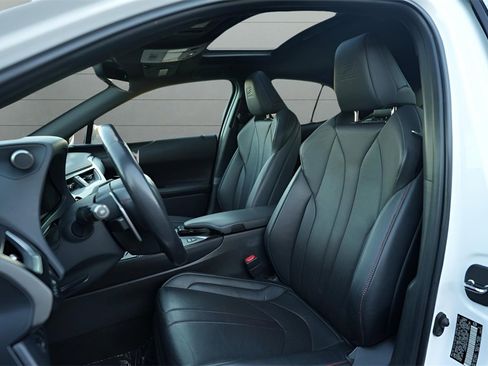 Used 2019 Lexus UX 250h F Sport image 20