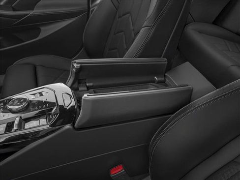 New 2025 BMW 530i 530i w/ M Sport Package image 10