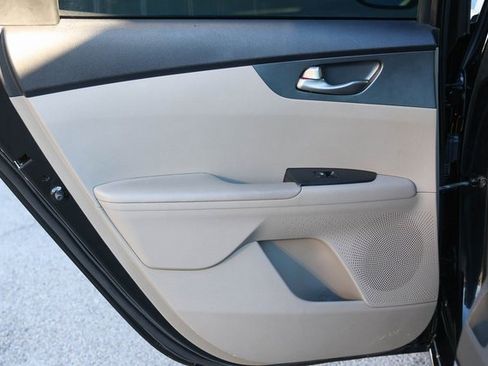 Used 2020 Kia Forte LXS image 11