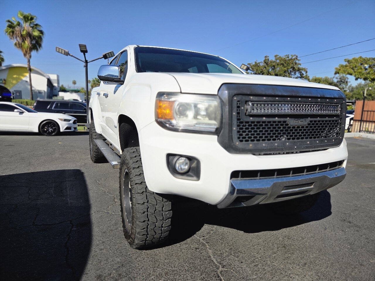 Used 2016 GMC Canyon SLT AWD/4WD image 12