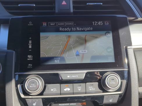 Used 2016 Honda Civic Touring image 30