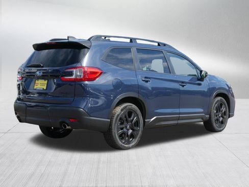 Used 2023 Subaru Ascent Onyx Edition AWD/4WD image 7