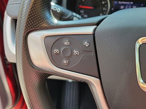 Used 2023 GMC Terrain SLE image 18