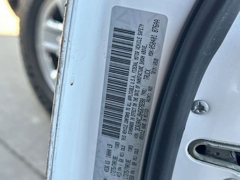 Used 2017 RAM 2500 Tradesman w/ Chrome Appearance Group image 29