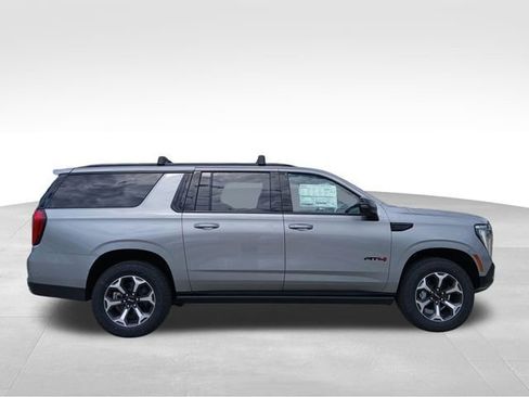 New 2026 GMC Yukon XL AT4 Ultimate AWD/4WD image 6