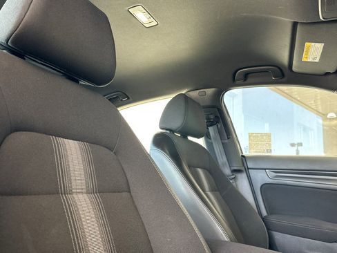 Used 2025 Honda Civic Sport image 16