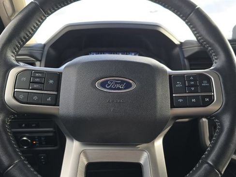 Used 2024 Ford Expedition Max XLT image 29
