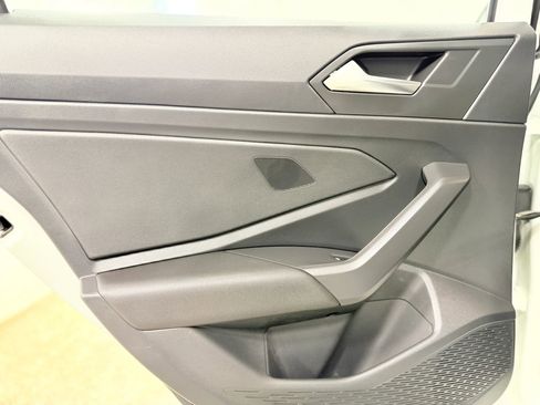 Used 2020 Volkswagen Jetta R-Line w/ R-Line Cold Weather Package image 31