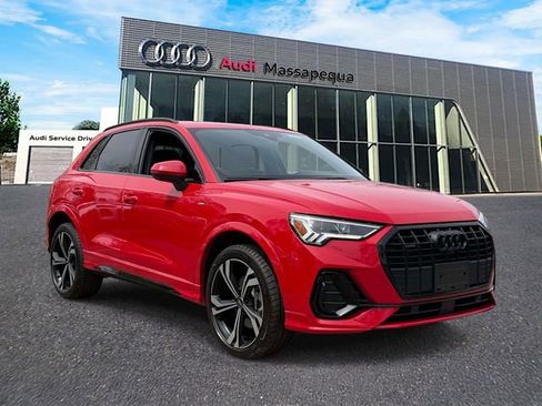 Used 2023 Audi Q3 2.0T Premium Plus w/ Premium Plus Package AWD/4WD image 1