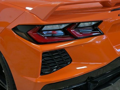 Used 2021 Chevrolet Corvette Stingray Preferred Conv w/ Z51 Performance Package RWD image 12