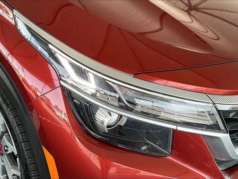 Used 2021 Kia Seltos S image 31