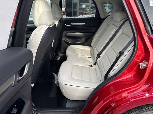 New 2025 MAZDA CX-5 AWD 2.5 S w/ Preferred Package image 30