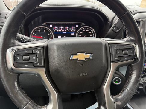 Used 2020 Chevrolet Silverado 2500 LTZ w/ LTZ Premium Package image 15