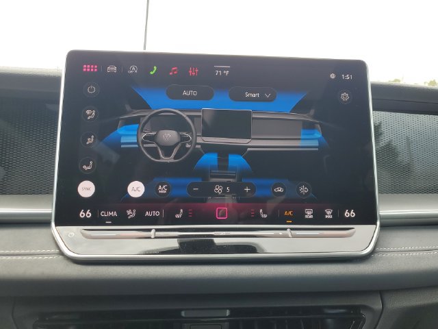 New 2026 Volkswagen Tiguan SE R-Line FWD image 21
